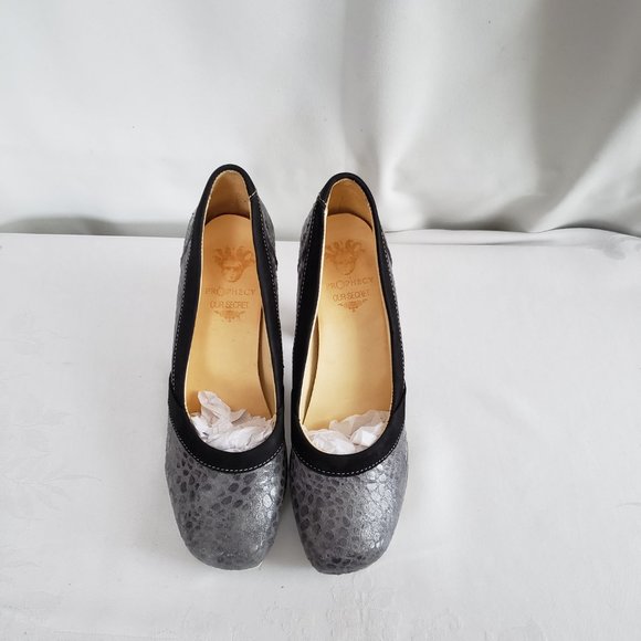 PROPHECY Designer modern geometrical heel. Snakeskin pattern leather. Platform. - Picture 13 of 15